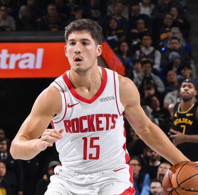 还好火箭没有选卡斯尔！！如果把谢泼德给马刺，那马刺的教练组一定能充分发挥谢