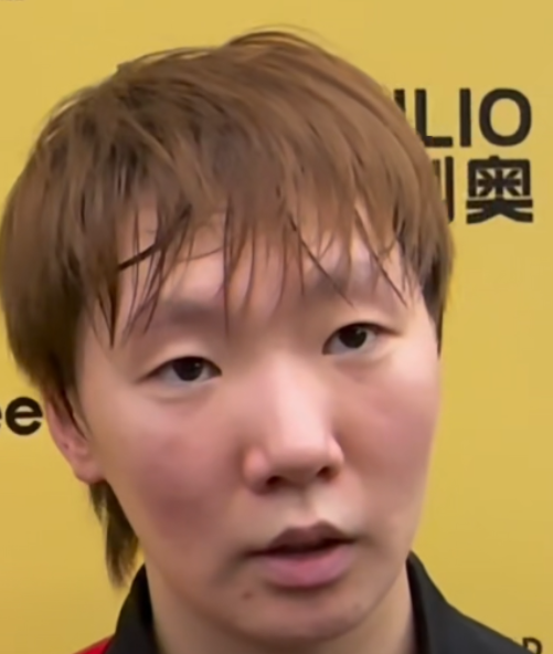 有句话我一直不敢说现在我憋不住了，那就是王曼昱真的扛住了。昨天打了一整天