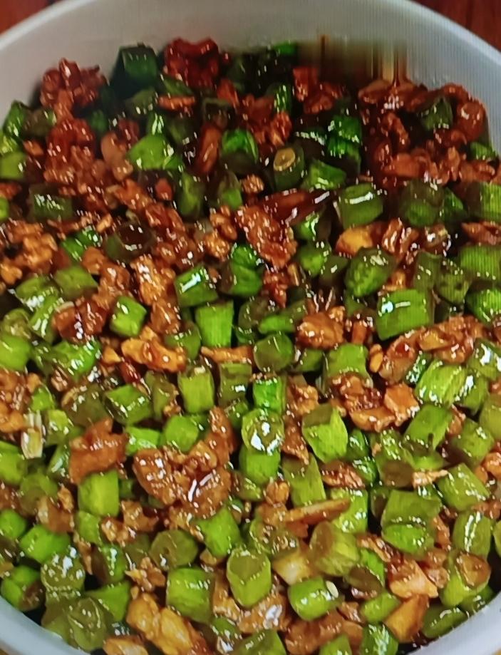 失眠真的太痛苦了！我闺蜜林姐之前就是，翻来覆去睡不着，试啥方法都没用。后来跟着营