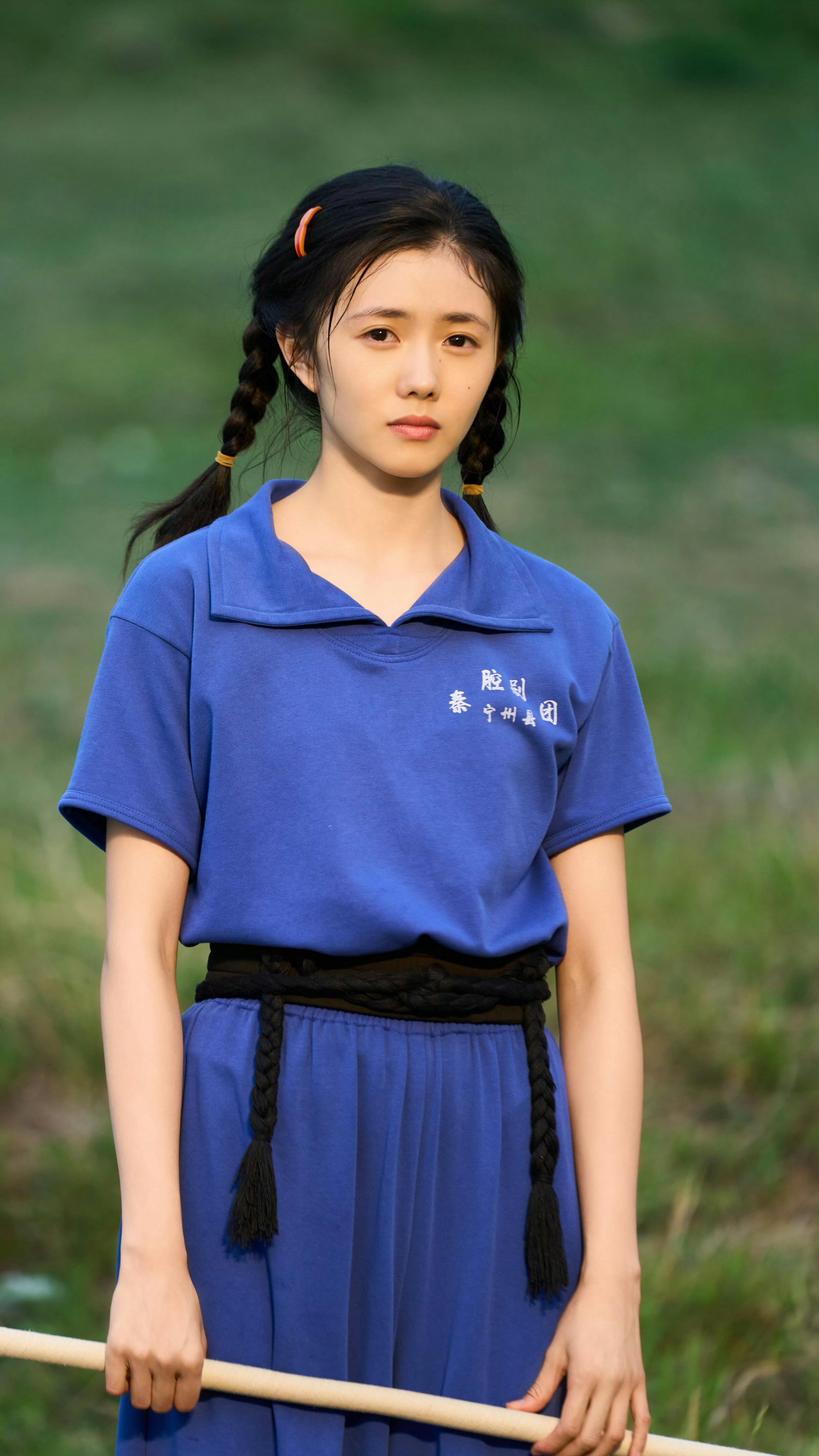 内娱00花洗牌了张子枫、李庚希、文淇、赵今麦、刘浩存、李思潼六花齐开，只看过张子
