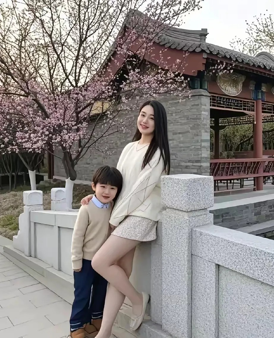 单亲妈妈再婚咋这难？男人会愿意辛苦赚钱替养孩子吗？