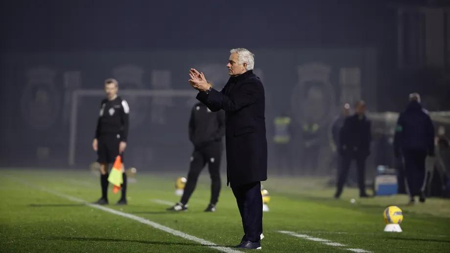 穆里尼奥回应重返皇马传言：别让我再演肥皂剧了，我不感兴趣最近皇马处在不平静的