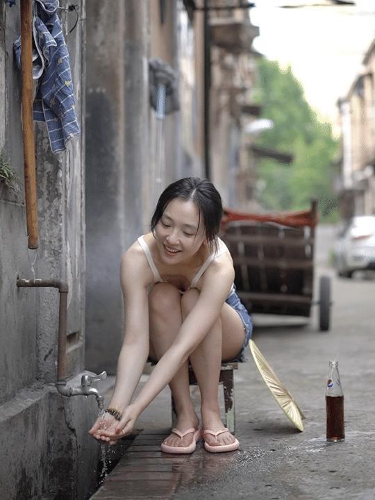 她被称为“武大校花”