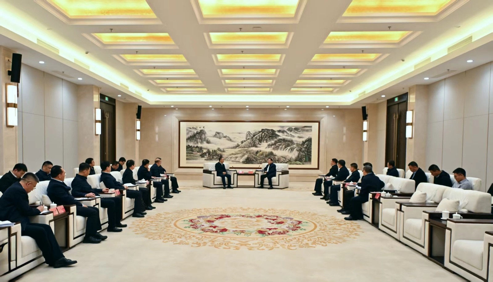 邹磊拜会内蒙古自治区党委书记王伟中、自治区人民政府主席包钢