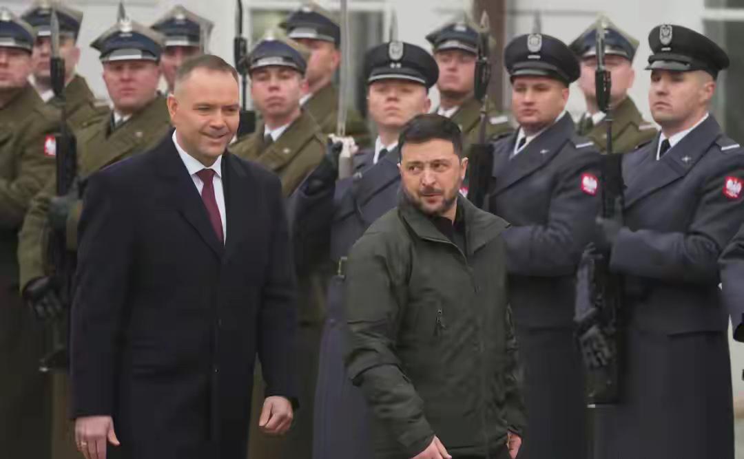 泽连斯基做梦也没料到，美国竟然能够在未经乌克兰同意的情况下，直接解除了一部分对俄