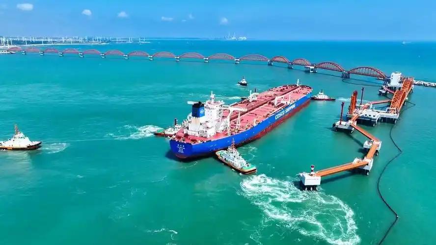 天然良港到底有多稀缺？全球海岸线加起来绵延数十万公里，真正能称得上"天然良港