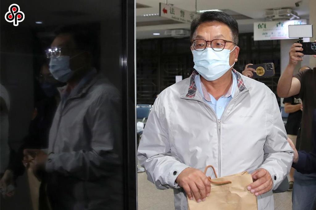 前绿委陈欧珀涉贪羁押禁见2月将届满北院下午召开延押庭。前民进党立委陈欧珀遭检举
