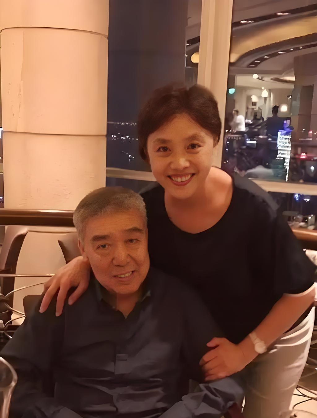 2018年9月28日，哈尔滨秋风阵阵，师胜杰的葬礼在沉重气氛中举行。 前来送