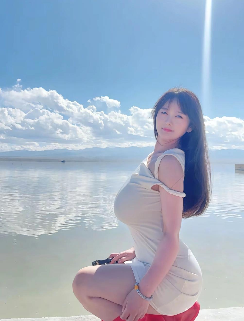 上联：月落西山大地暗；请接下联日出东海万物明