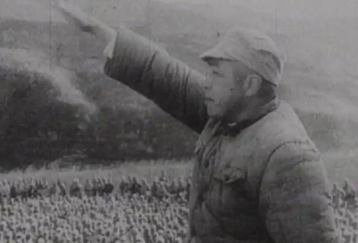 谁是开国将帅里最能打硬仗的人？大家心里都有杆秤。但我问一句，能把国内外两个“最凶