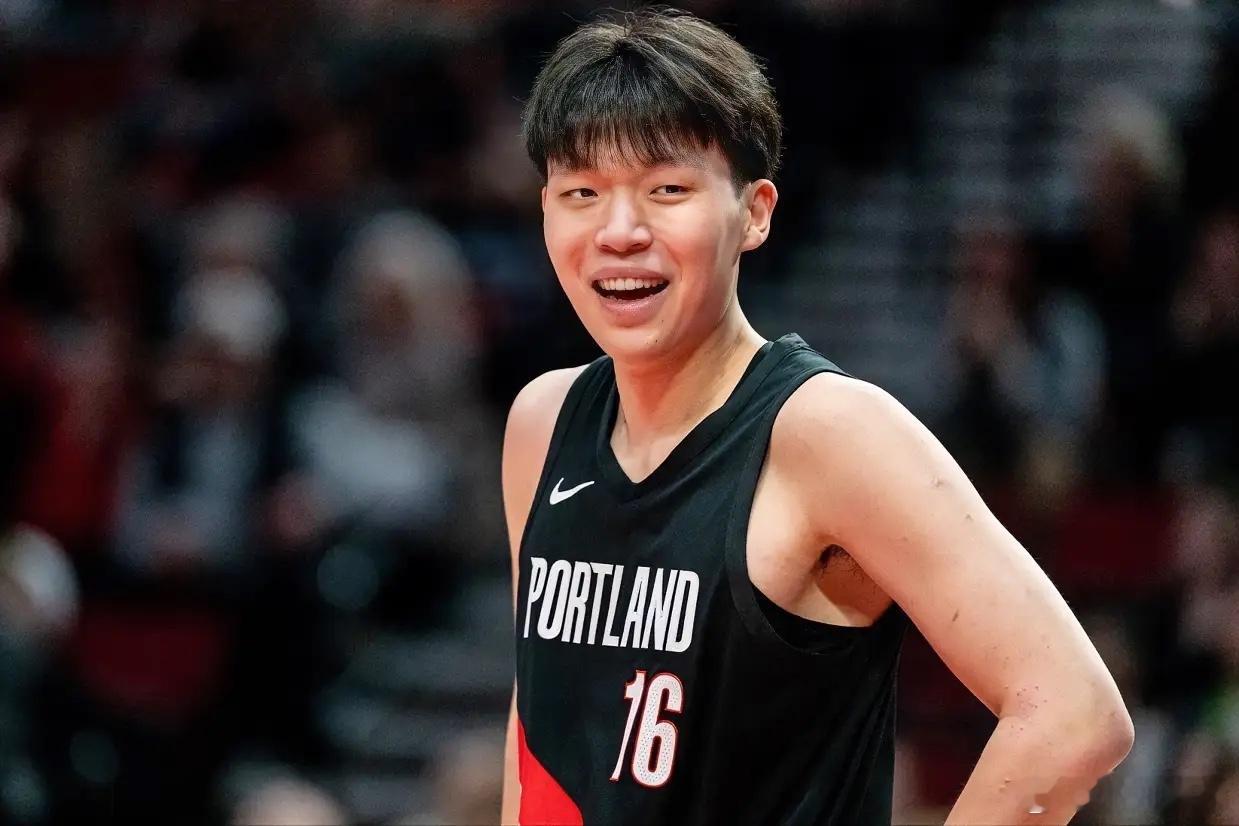 杨瀚森要感谢文班亚马！！！文班亚马足足休息了五天，G4战复出爆砍27分11篮板3