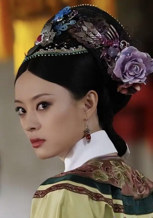孙俪当年能够演甄嬛，其实是捡了两个女人的大漏，一开始导演想找蒋勤勤，可皇帝是陈建