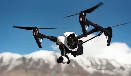 阿美：阿中，我通知你一个好消息。阿中：啥玩意？啥好消息？阿美：解除对你家无人