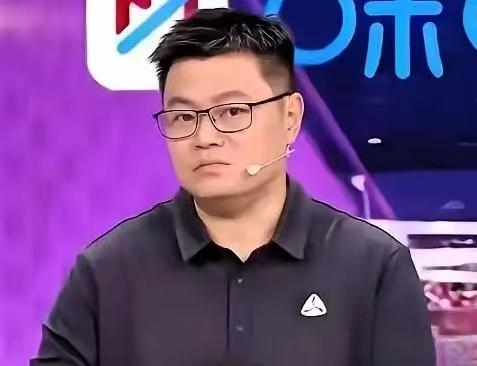 摊牌了，替朱雨玲打抱不平，侯英超一语道破真相，过于扎心，老侯说，朱雨玲输球