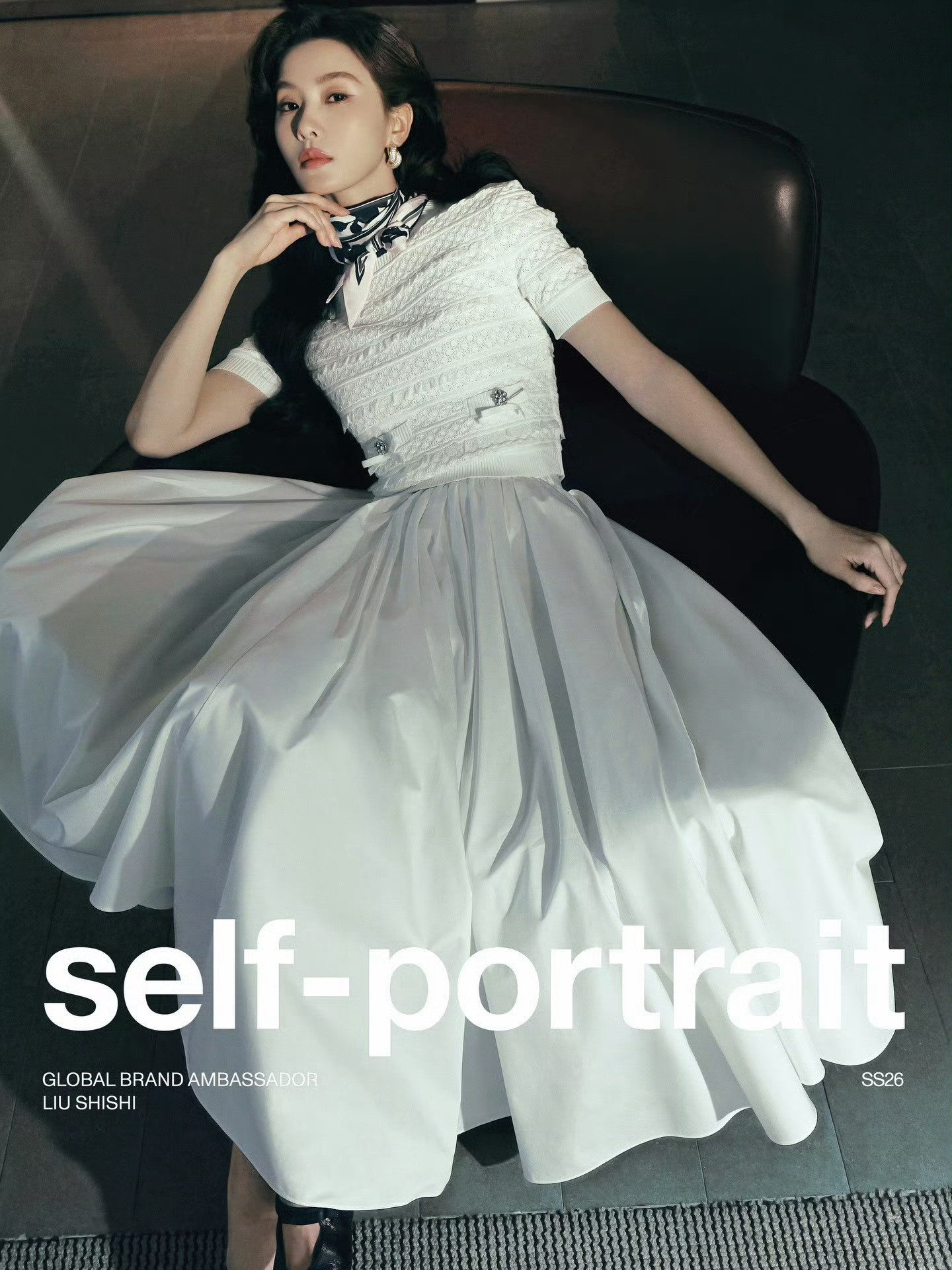 海外先行，刘诗诗官宣self-portrait全球品牌代言人，再收获高级时装品牌