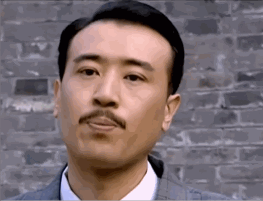 当年看《大宅门2》，完全看不出于和伟有一天能大红大紫。他饰演的占安，戏份很少，有