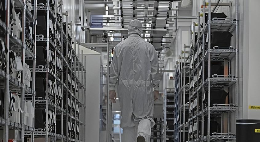 快讯！快讯！。中国商务部突然宣布了。11月4日，发言人在答记者问时点