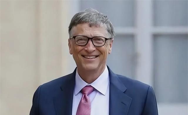 1998年的微软正坐在全球市值第一的位置上，比尔·盖茨手里攥着27%的股份按当时