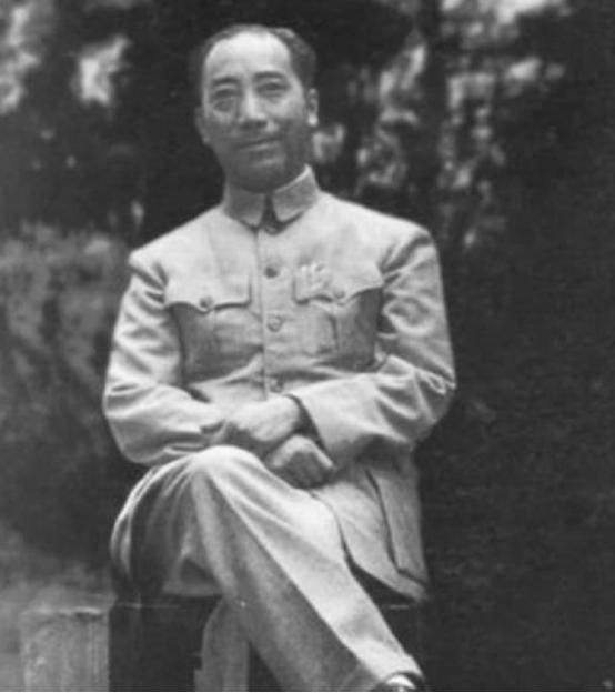 当大汉奸的人,一般来说智商、情商都不会太差。不过搞笑的是,这一群住在北京的大汉奸