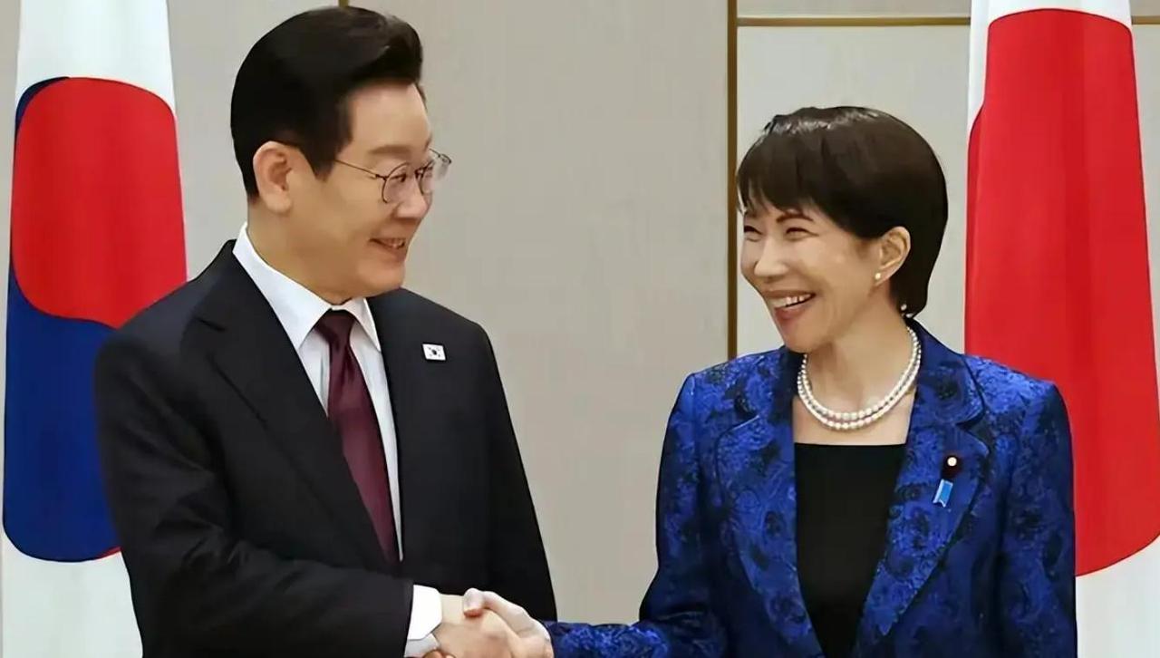 高市搞砸了中日关系后，铁了心要踩着韩国肩膀往上爬，施压取消水产禁令，李在明会妥协