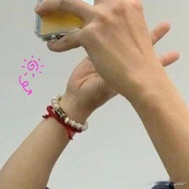 肖战红绳保佑肖战平安顺遂🤲🏻🤲🏻​​​
