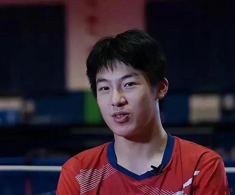 温瑞博输球最可惜了!陈幸同0:3斯佐科斯,不是最可惜,毕竟她岁数大了。陈