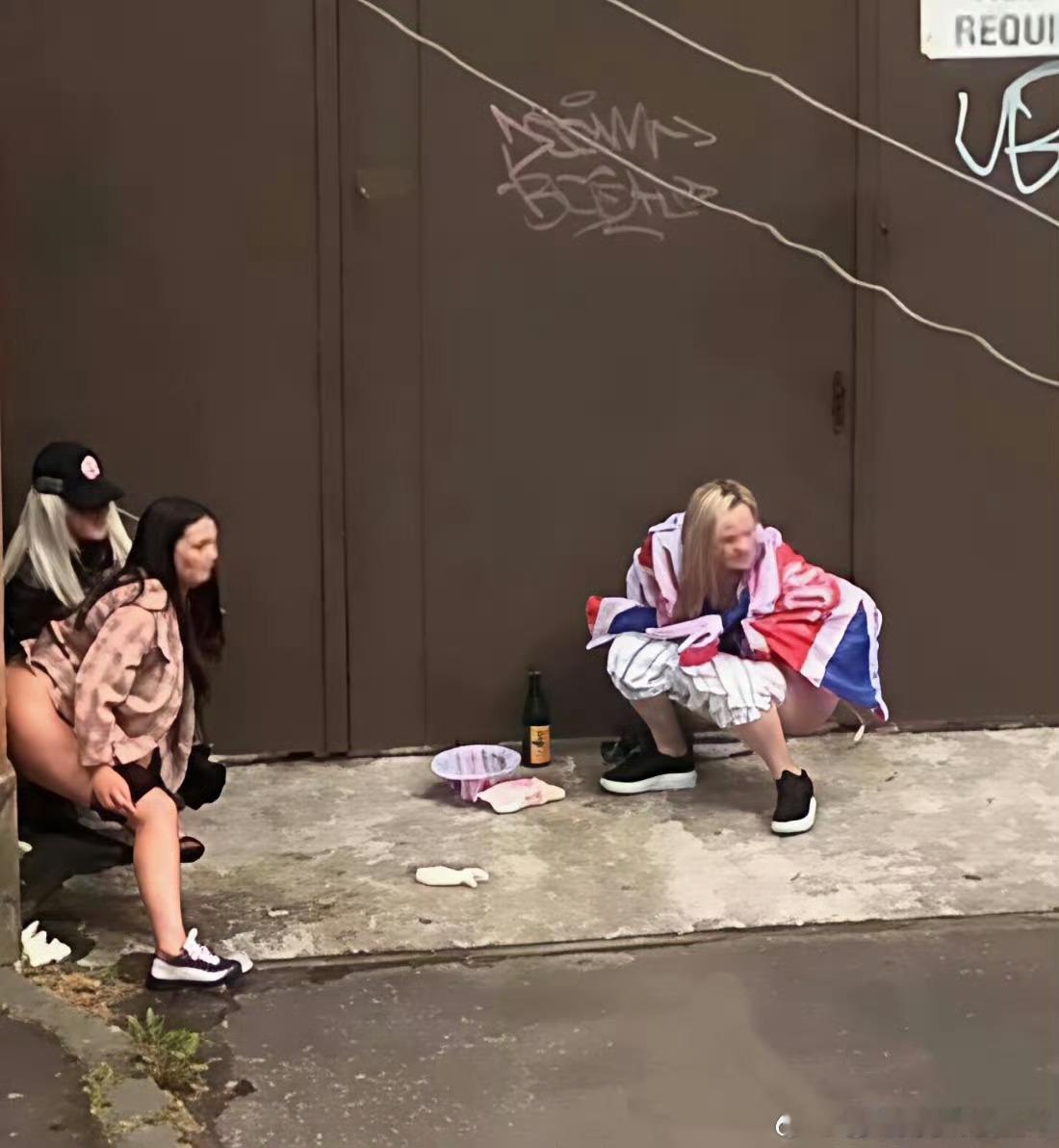 所谓的西方文明，英国绅士原来西方的所谓民主，自由是这个样的啊