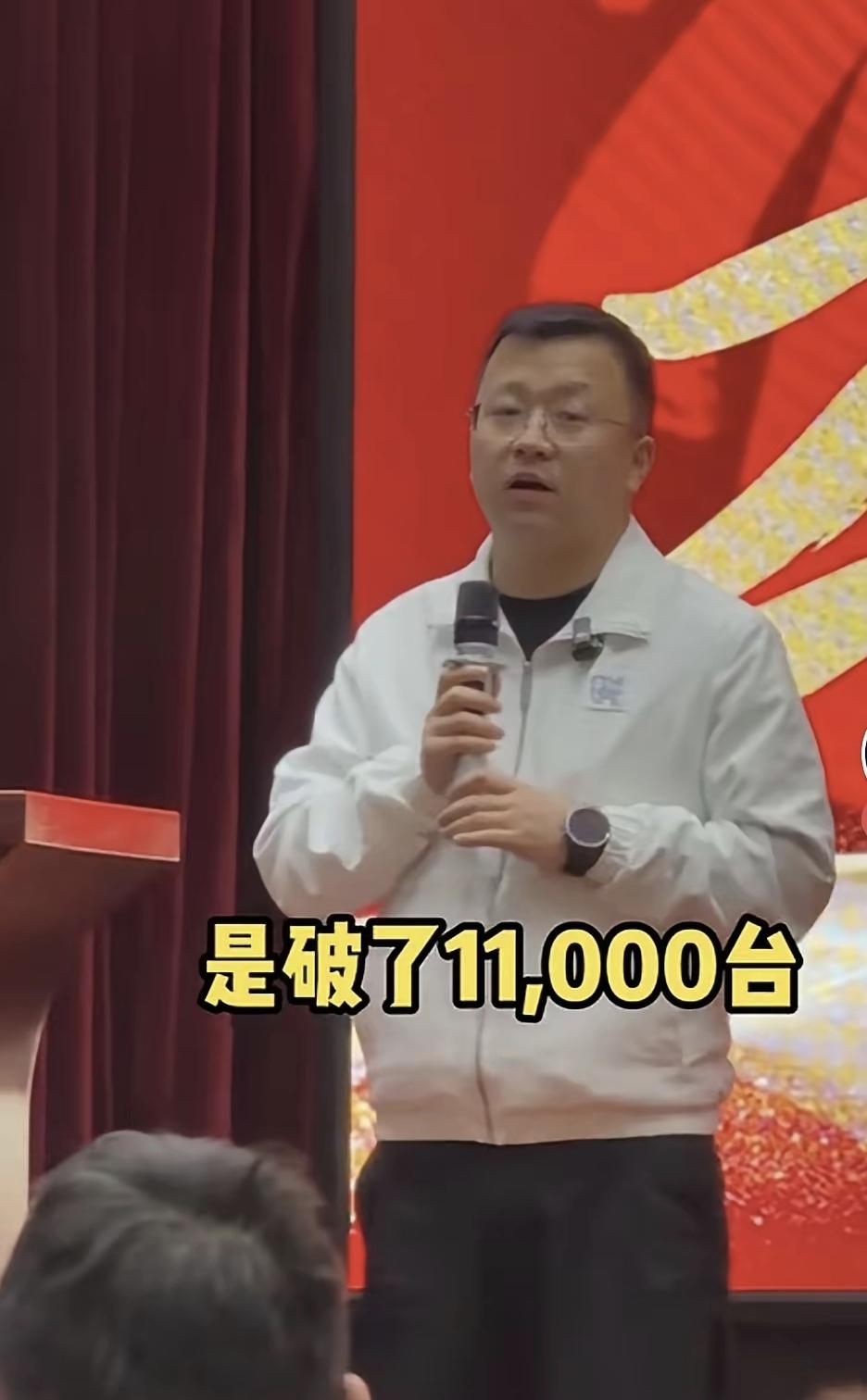 广州的网红车商晓波二手车太牛了，一年卖了超过11000台车，看过他们很多视频，一