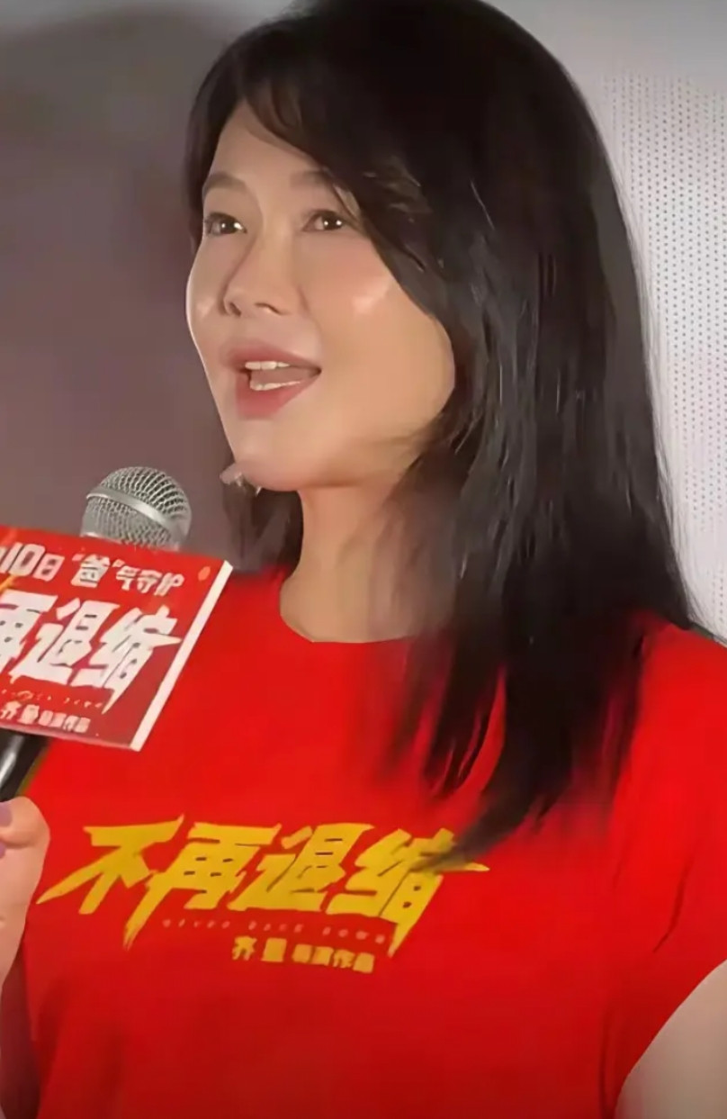 曾经的女神一去不复返了，整容害人不浅啊
