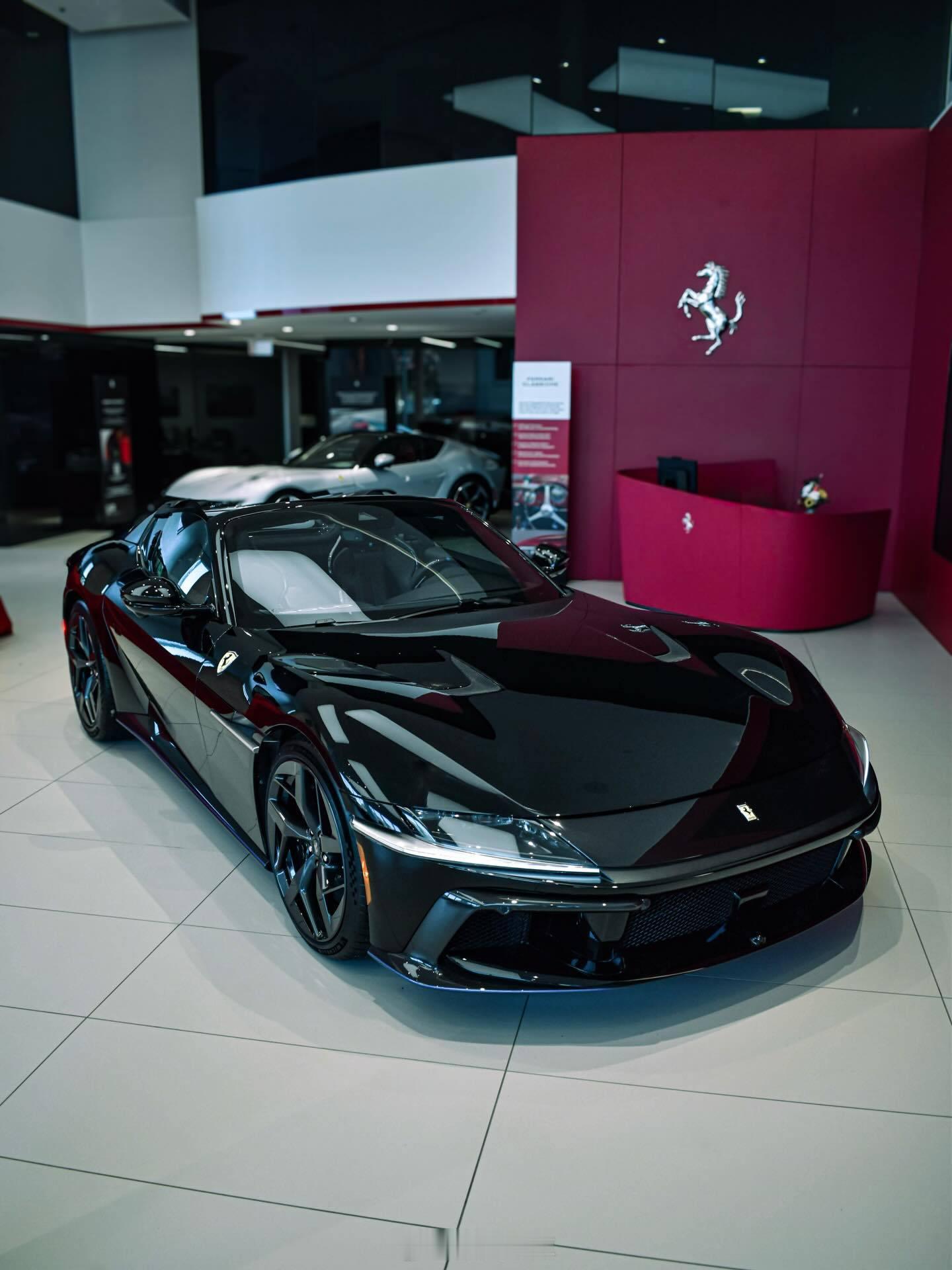 Ferrari12CilindriSpider