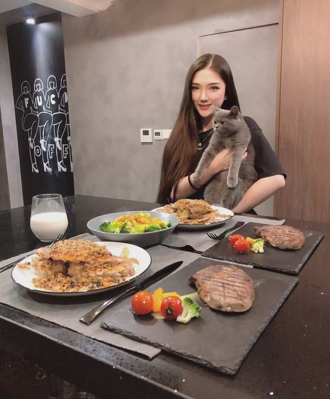 骨感女孩健身增肌7kg? 美过空姐, 身材太A了吧!