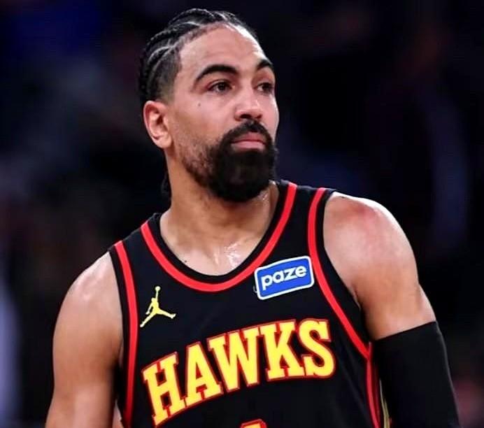 放着尼克斯的合同不签，文森特宁愿在家抠脚也不去蹚浑水。尼克斯一口气发了五张无