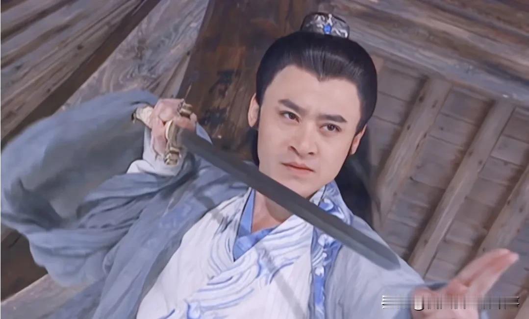 网友提问在《天龙八部》里，慕容复张口闭口“复国大燕”，可奇怪的是，别人复国都偷偷
