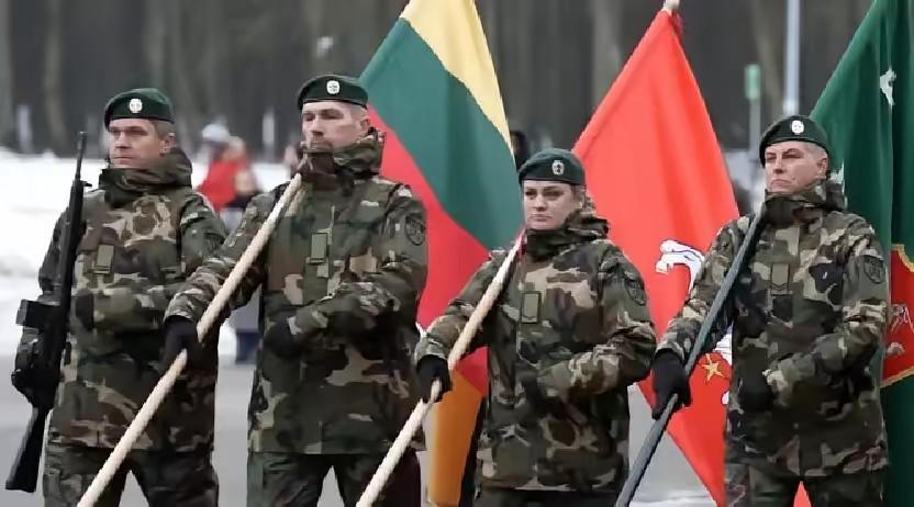 5天后特朗普终于迎来强大外援！美以侵略伊朗，继英国，西班牙拒绝美国使用其军事基地