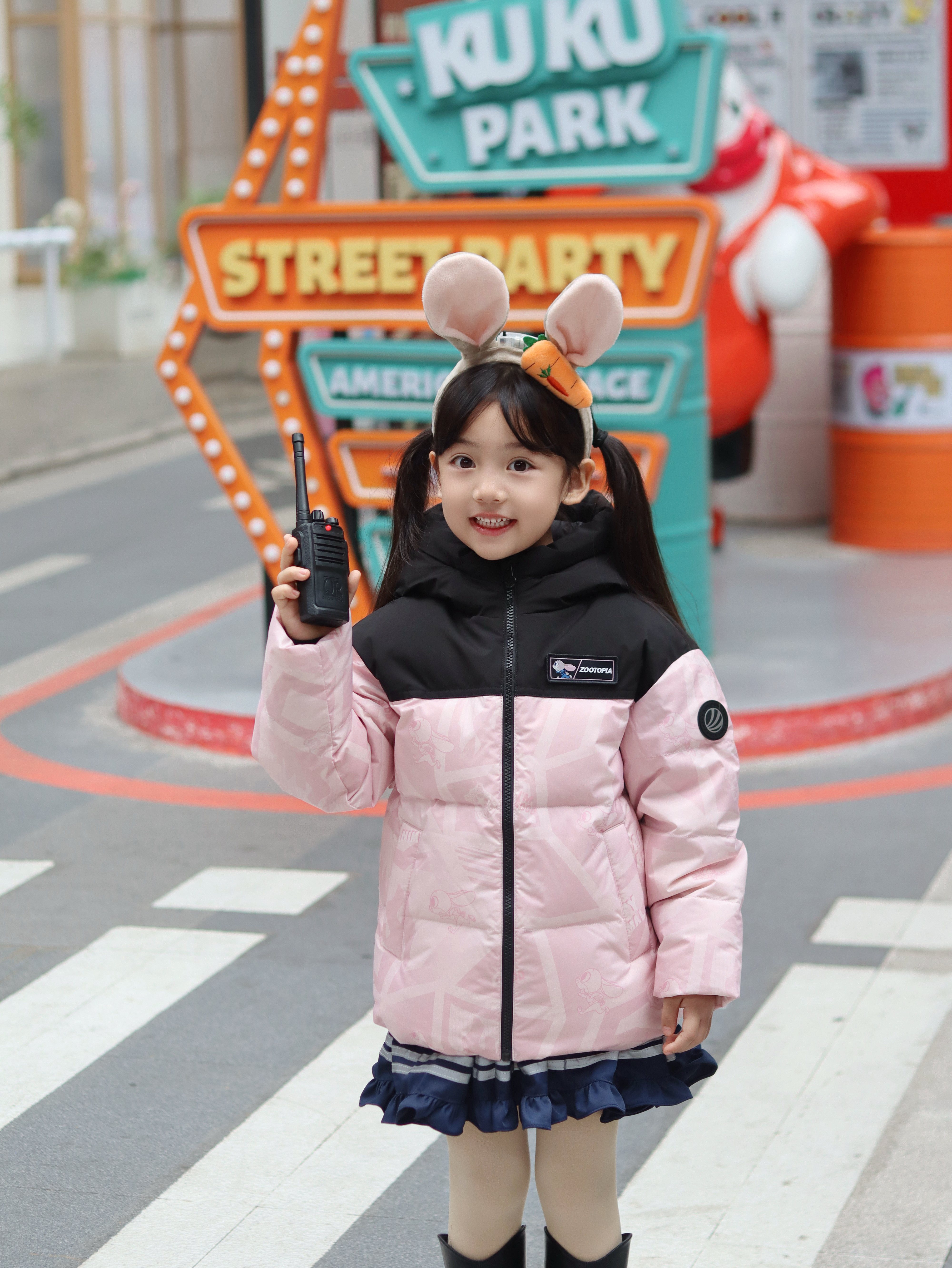 妈妈是世界上最怕冷的人波司登KIDS疯狂动物城合作系列，把IP的可爱和实用的