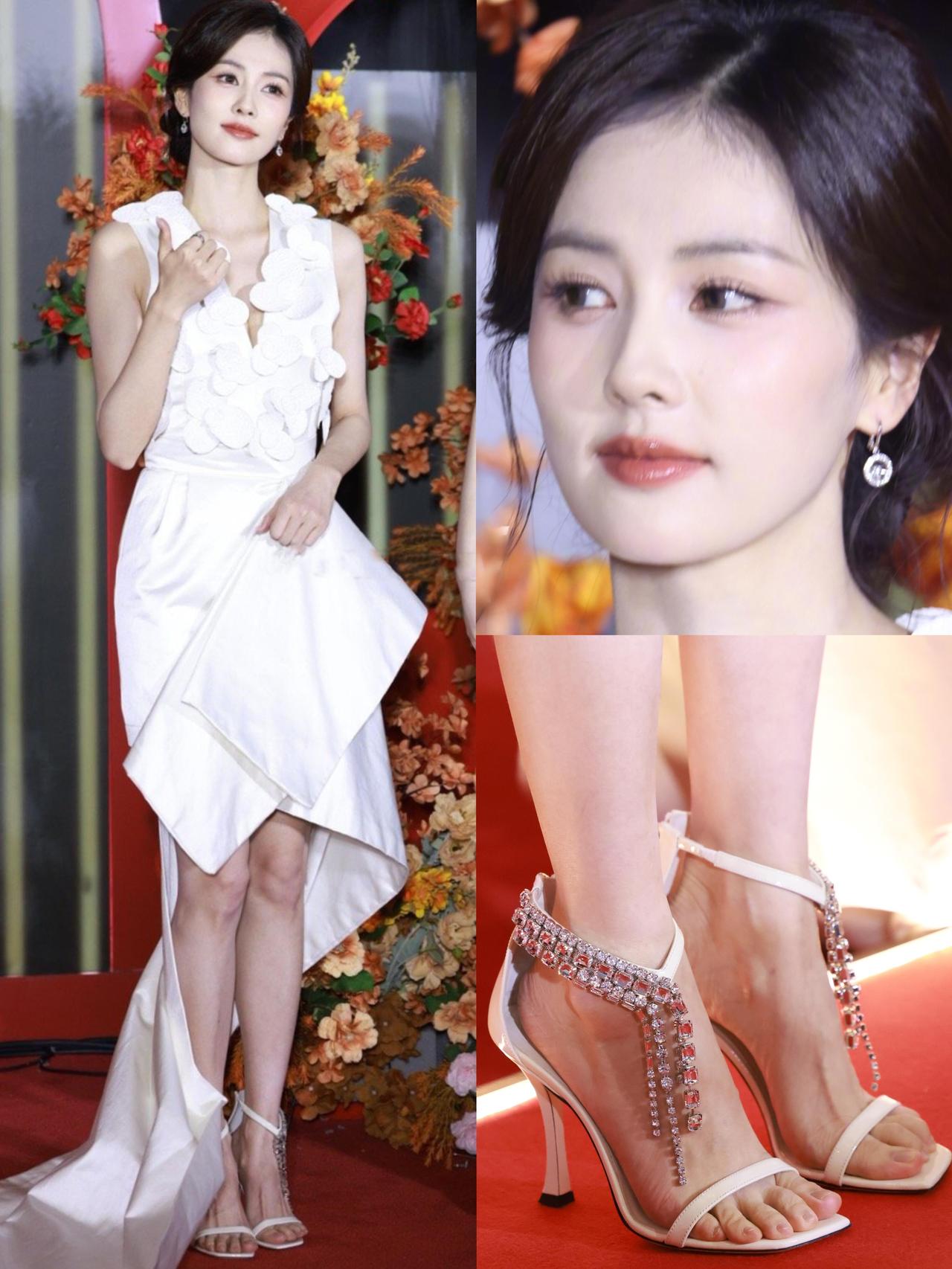 白鹿这波美真不是硬吹是把“美商”玩明白了的高级感这种美不悬浮，是懂自己、能落