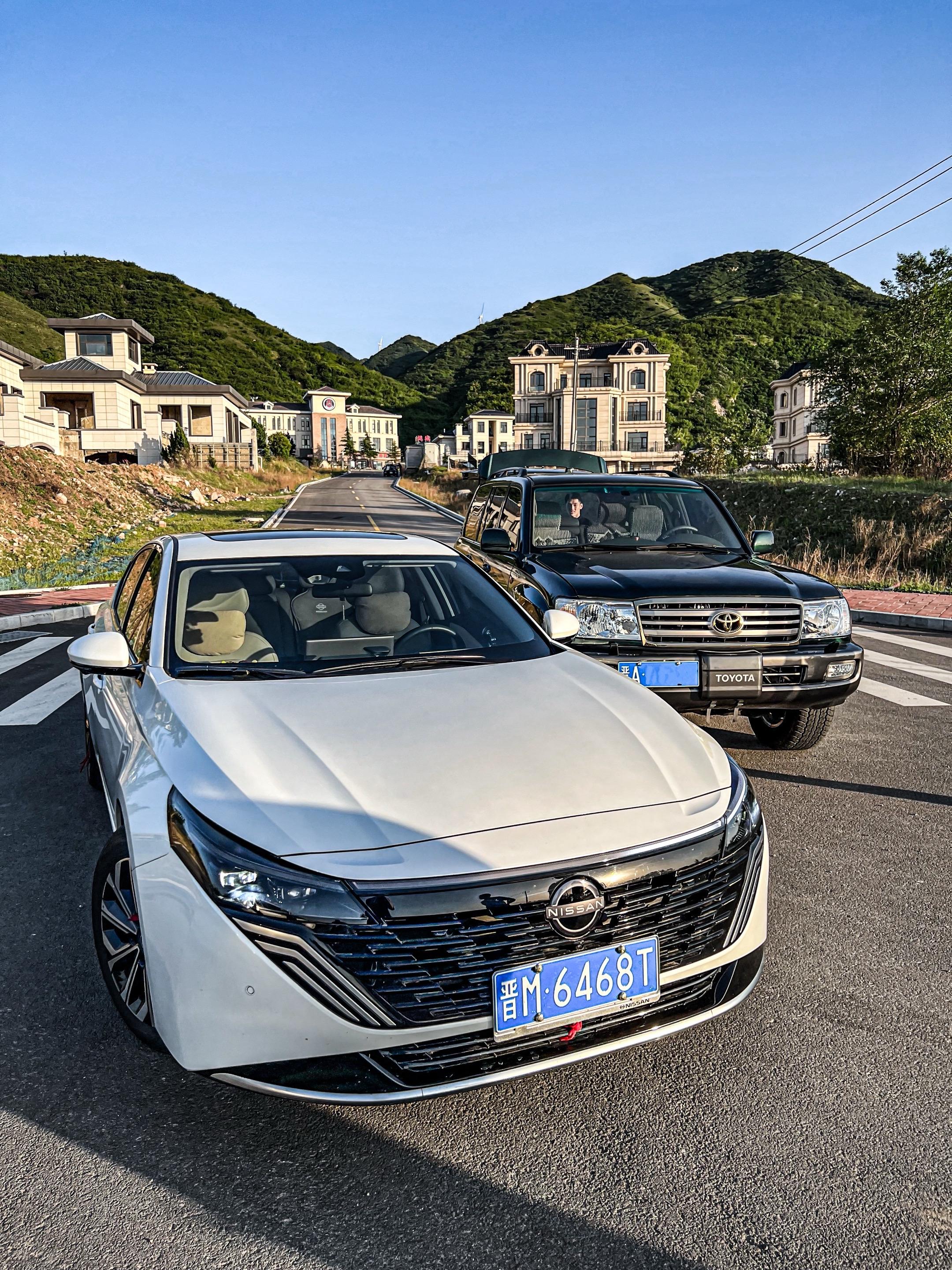 NISSAN & TOYOTA