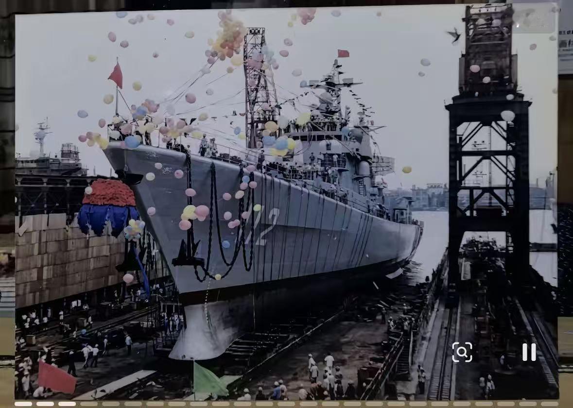 【揭秘052型首舰112“哈尔滨”舰：中西蜜月期的技术试验舰】052型驱逐舰首舰