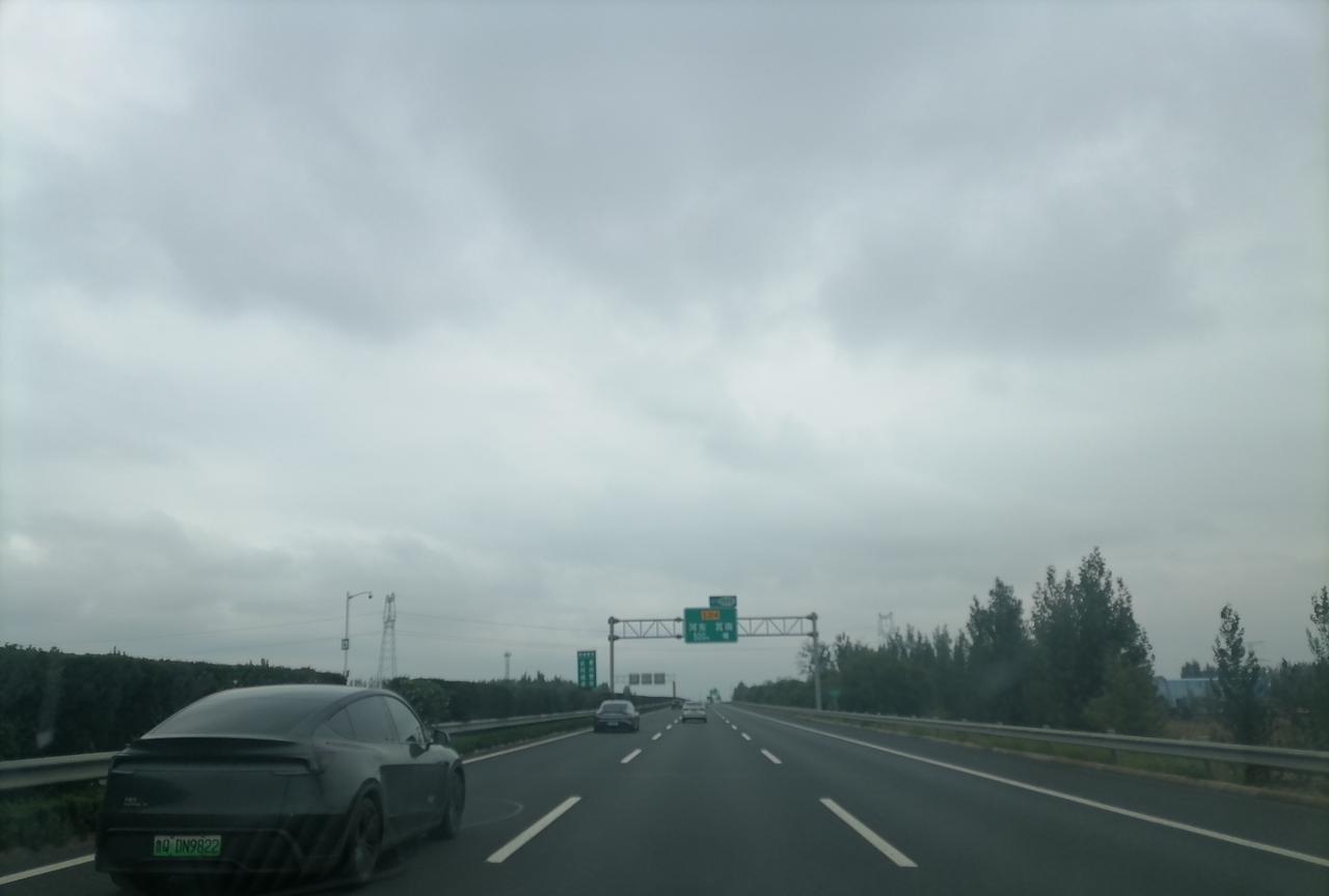 今天高速不堵车，我从临沂到烟台用时6个小时，这个速度可以吧？还包括在服务区吃饭的