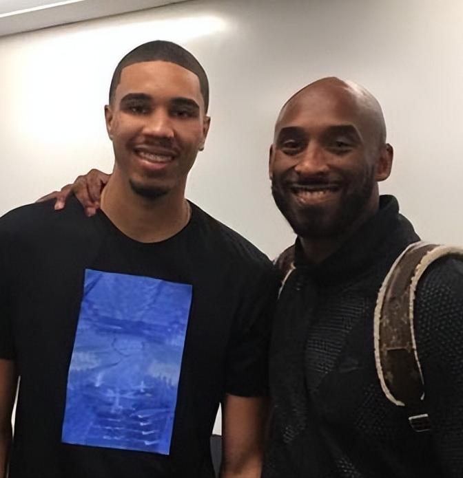 季后赛三分命中top10：塔图姆超越科比1、库里——650个2、克莱——50