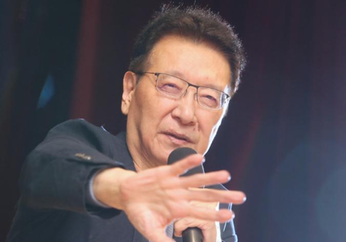 郝龙斌在回答记者提问时，终于说出了大实话，他说自己原本就没有打算参加这次党主席选