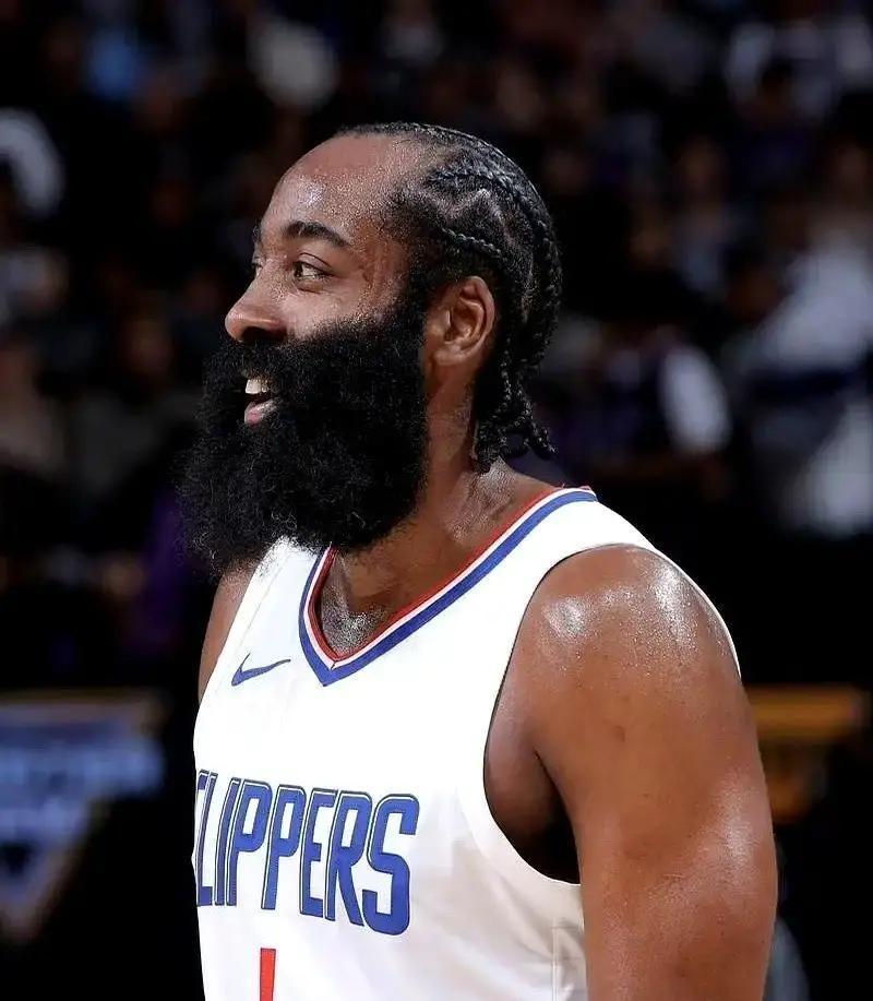 36分还全勤？哈登这纪录快成绝版2018-19赛季，哈登82场轰下2818