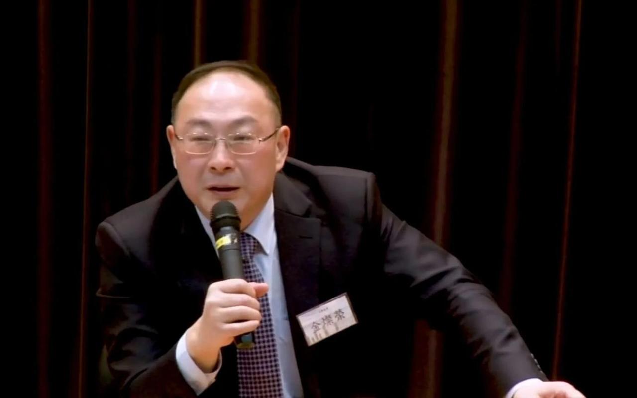 金灿荣终于把话挑明了！人口危机拖不起、等不得，各部门忙得脚不沾地，唯独这件事最该
