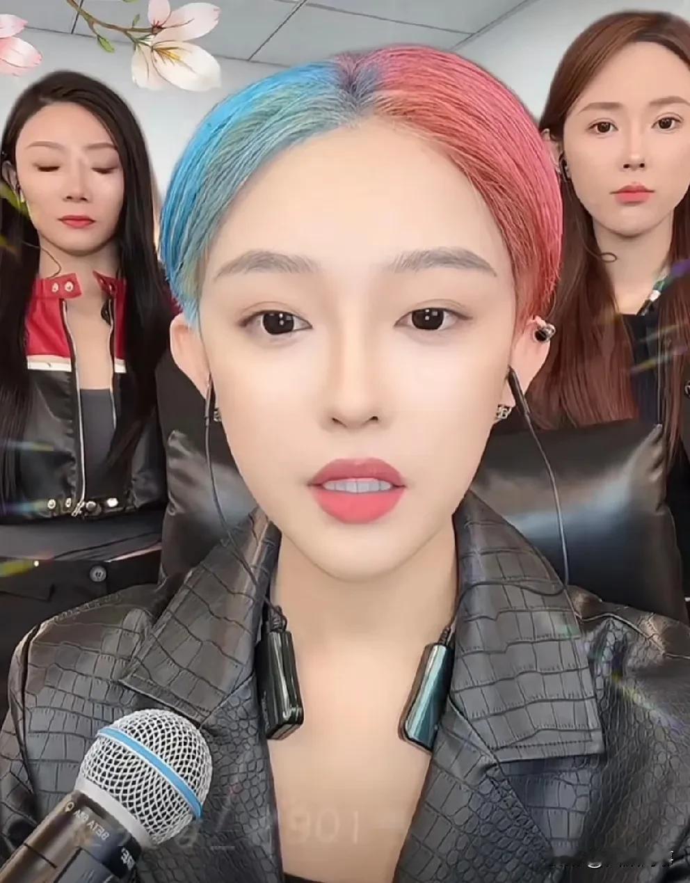 娜美喊话老网红认清现实，总摆谱自己是网红，最后啥都没有！