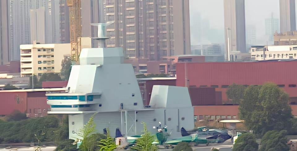 是不是可核可常啊？是不是又是我们的一大创新。不走老美的路，让老美无路可走。