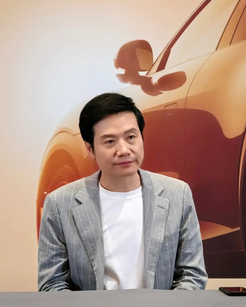 这下出名了，不止北京，全国人民都知道了，小米的总经理王腾因为工作失职被辞退了！