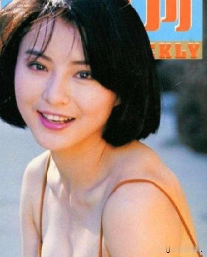 2007年，李赛凤趁丈夫出差，和体格壮硕的干儿子发生了亲密接触。正当两人关系暧昧