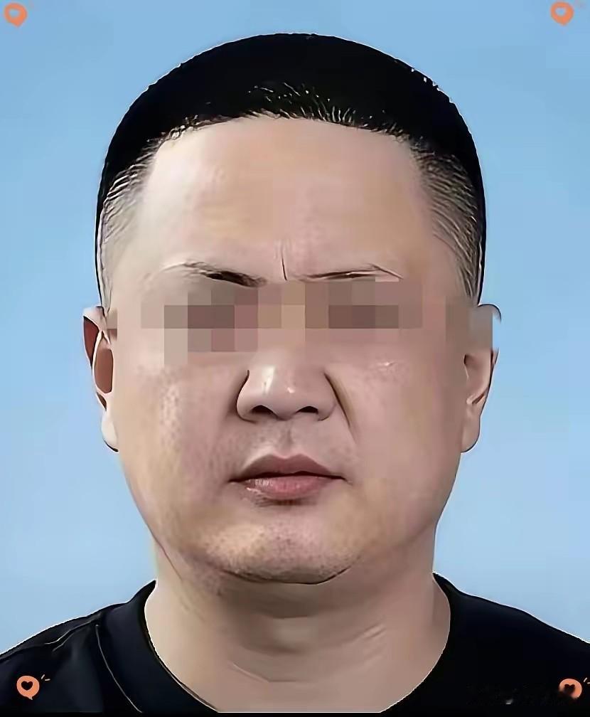 欧某某做梦也没想到坐个飞机，事情能闹这么大，此时此刻应该很后悔他做过的事吧？空姐