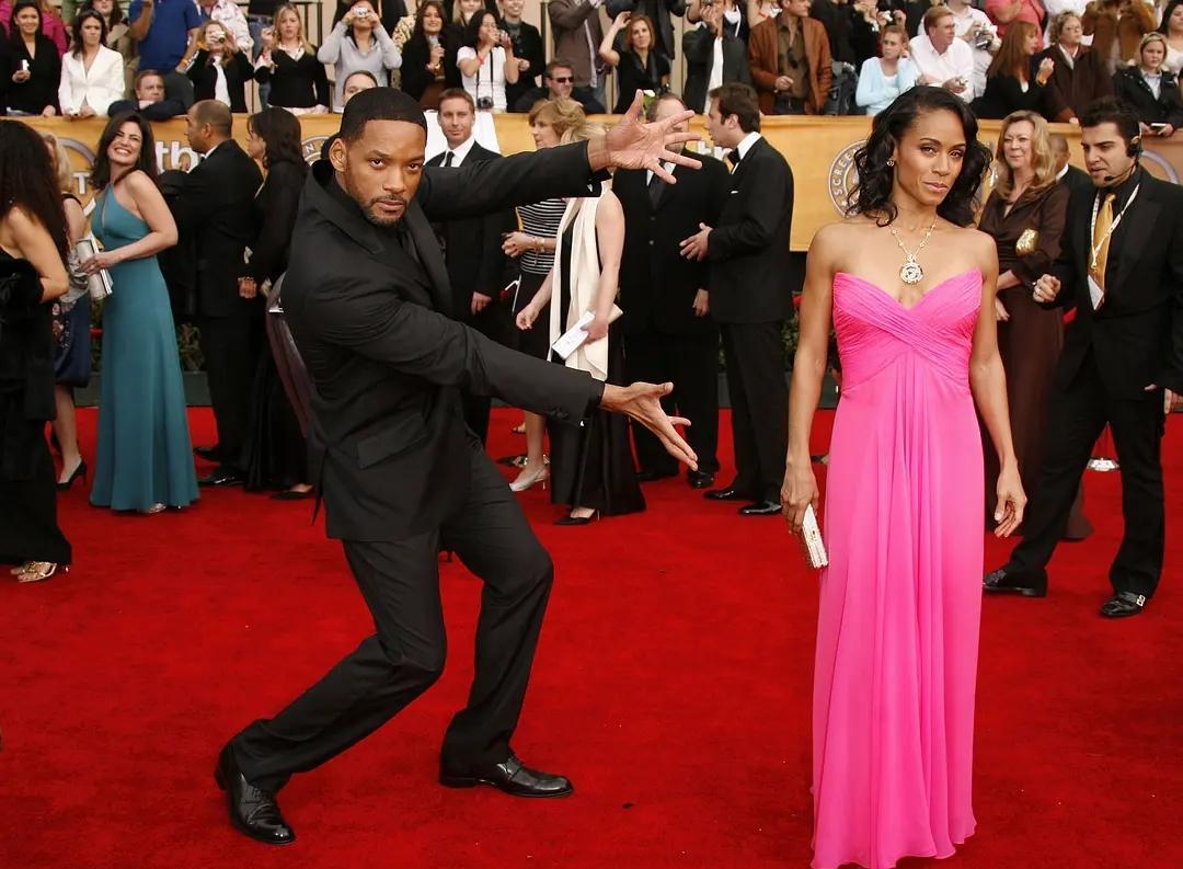 威尔·史密斯终于开口了。一年前那记惊天耳光，他亲口承认，是出于保护家人的本能。