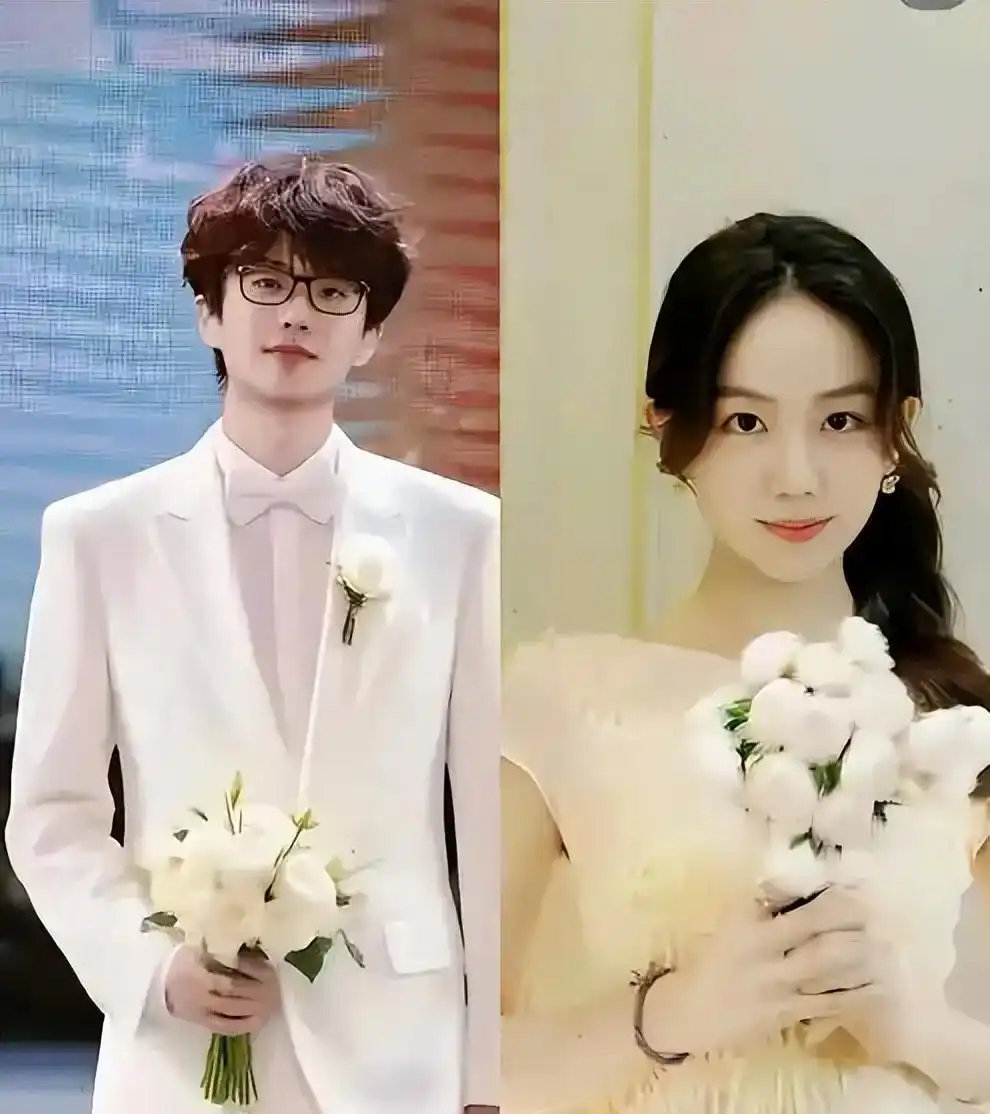 许嵩冯禧宣布结婚，相识四年来低调相恋，粉丝终于成为了偶像的妻子，网友锐评说终于结婚了，不然要怀疑许嵩